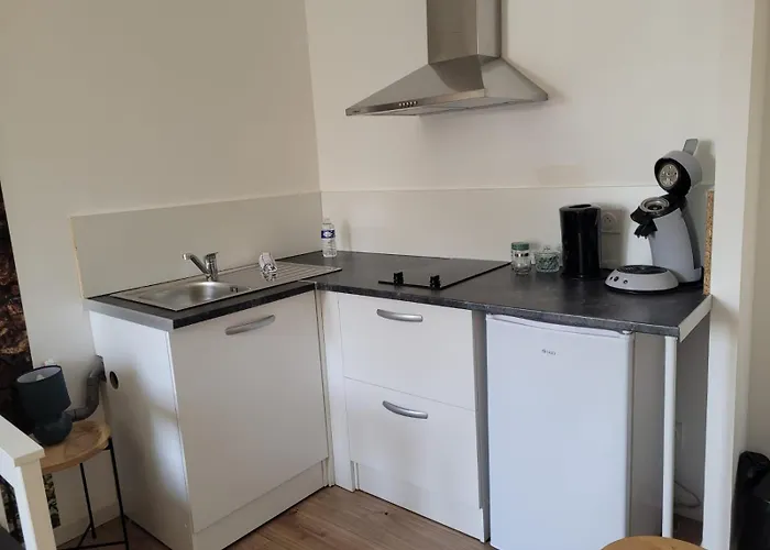 Petit Cocon - Sans Draps - Comme A La Maison Apartman Saint-Julien-de-Vouvantes