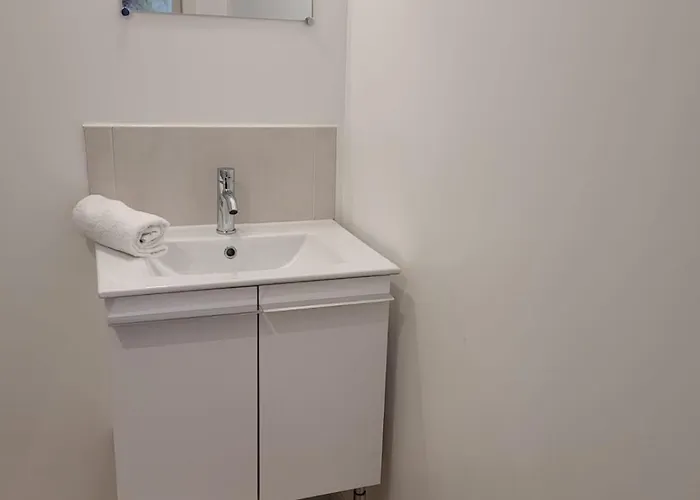 Petit Cocon - Sans Draps - Comme A La Maison Apartment Saint-Julien-de-Vouvantes